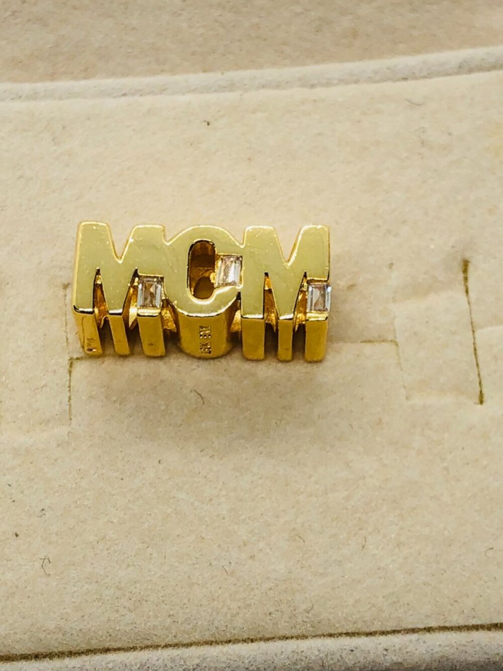 ✨🔥Pandora Reversible Mum Charm GOLD